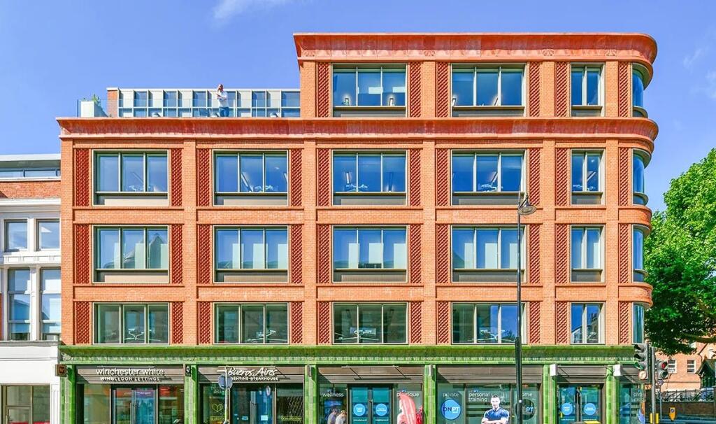 WellingtonHouse_Exterior_Hero 1.jpg