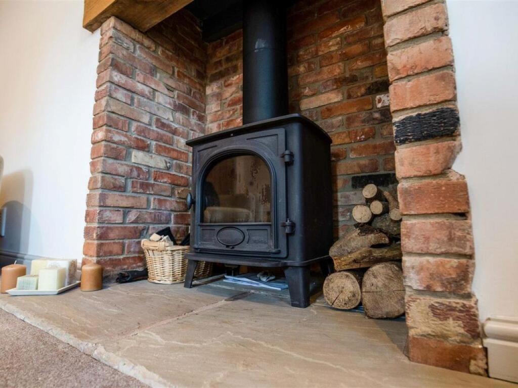 5 Orchard Lea Close Sapcote photo 4