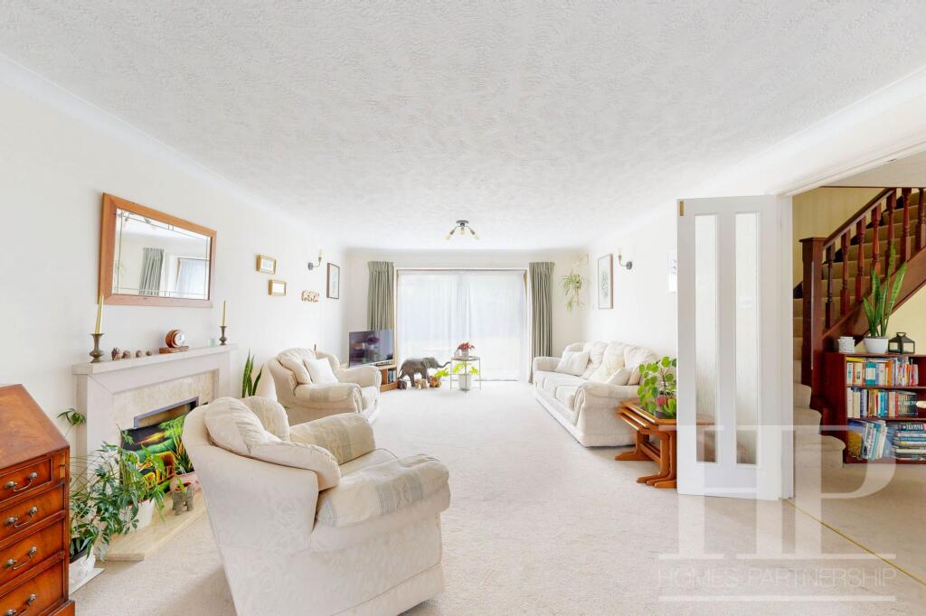 House in Redhill - View 2