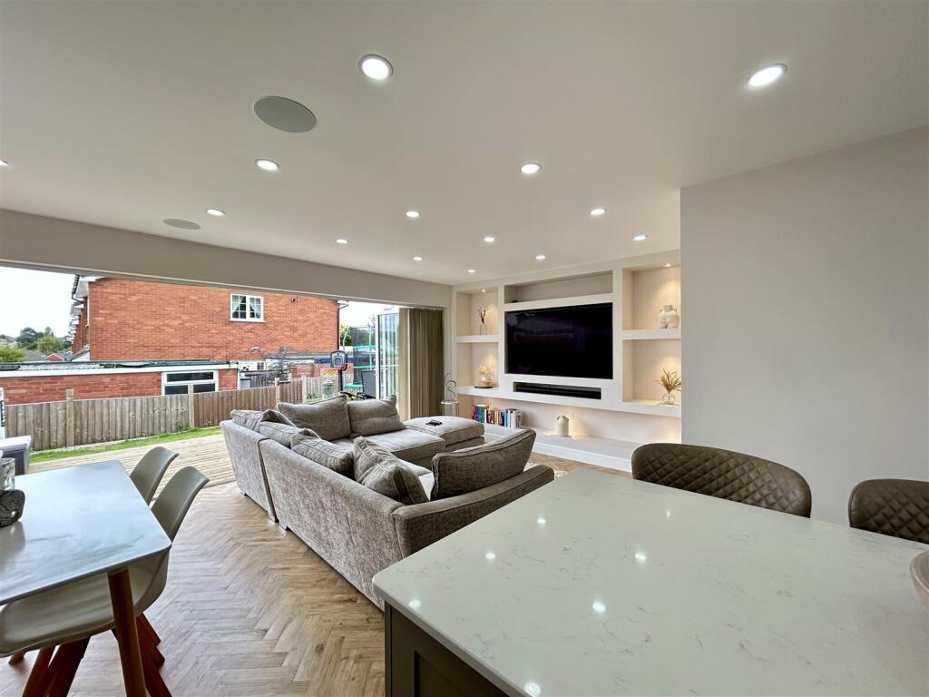 Additional image 6 of Kenilworth Road, Oldbury