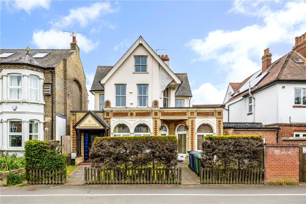 Main image of property: Chesterton Road, Cambridge, CB4