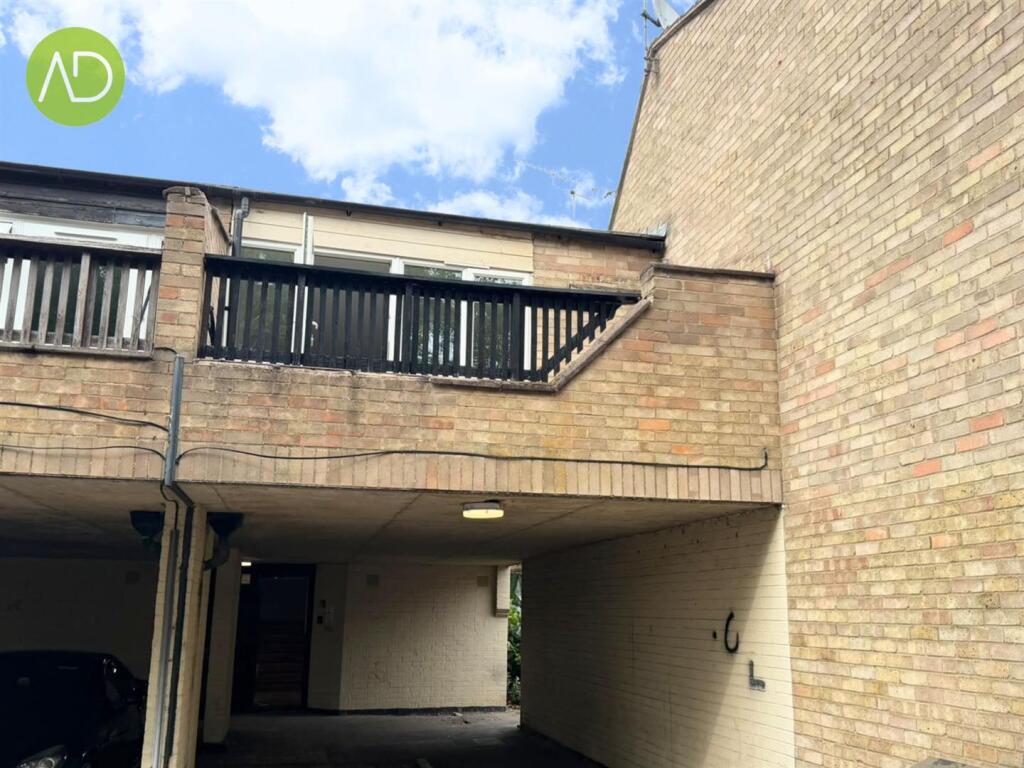 Main image of property: Beambridge, Basildon