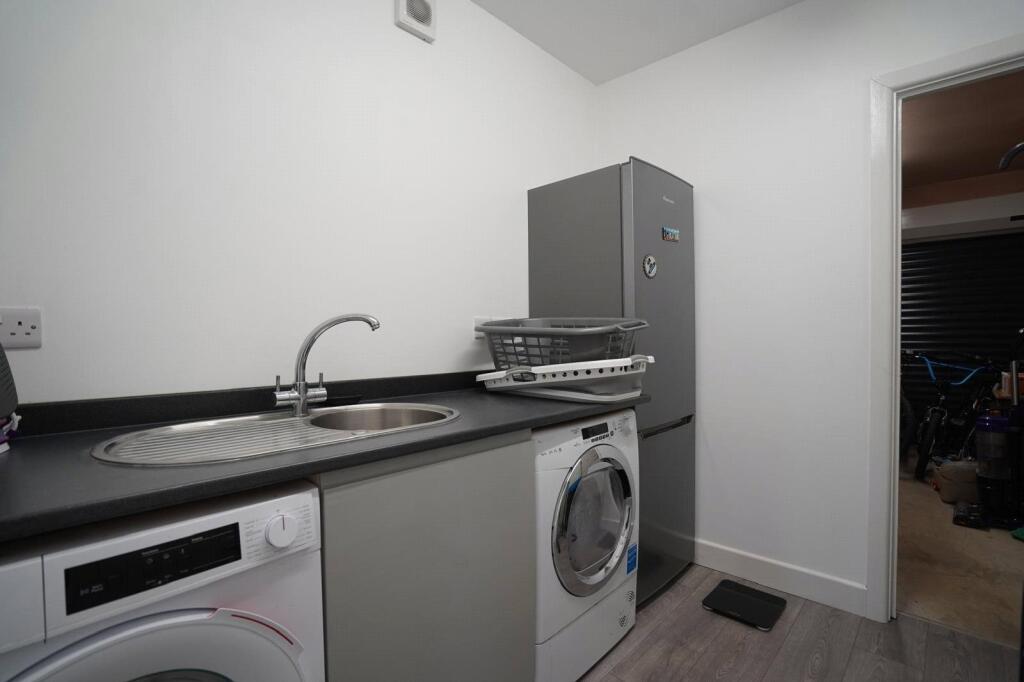 House in Leicester - View 5