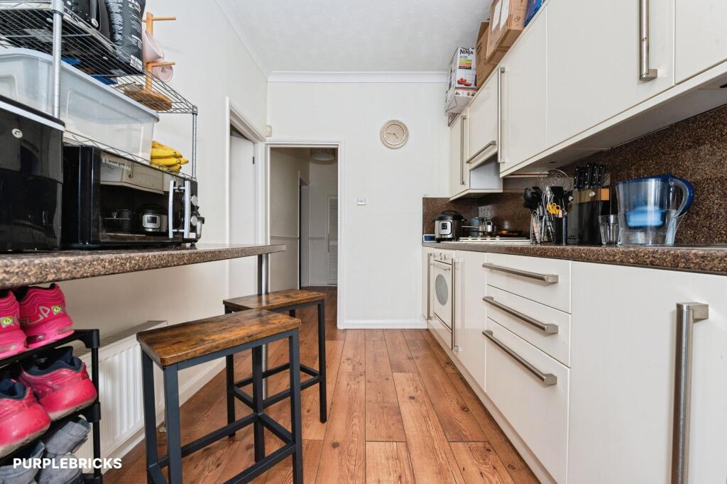 Apartment in Dartford - More