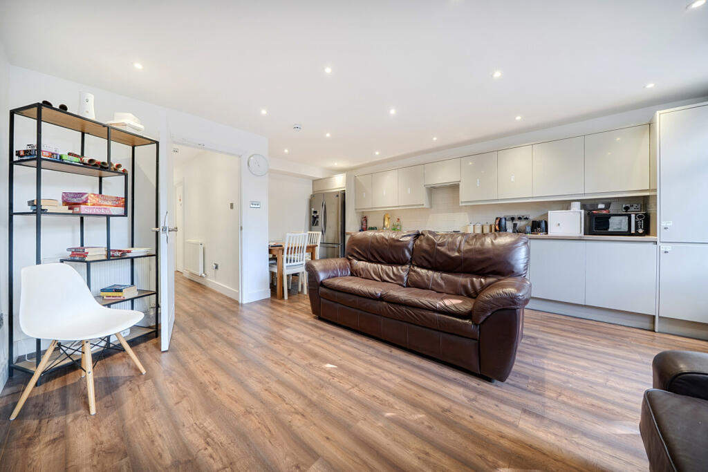 5-bed terraced on Hoyland Close, Peckham, London, £700,000