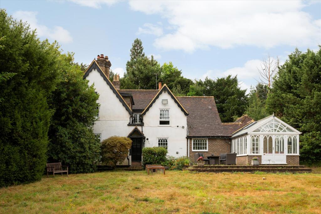 House in Redhill - View 5