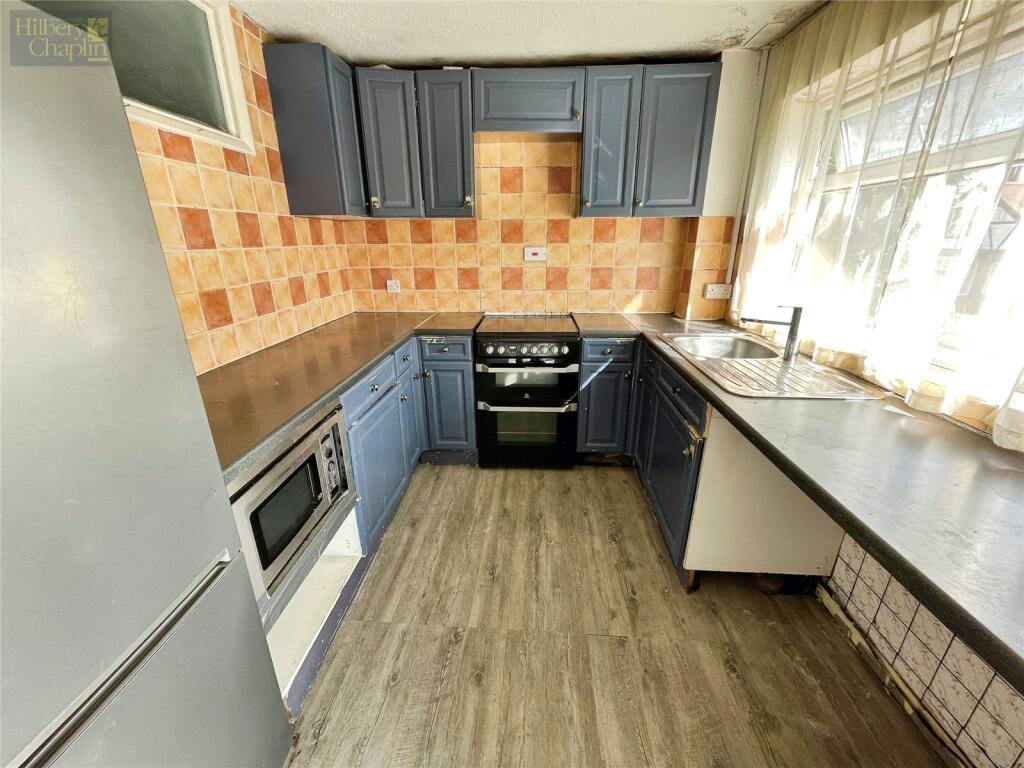 Apartment in London, Gidea Park - View 2