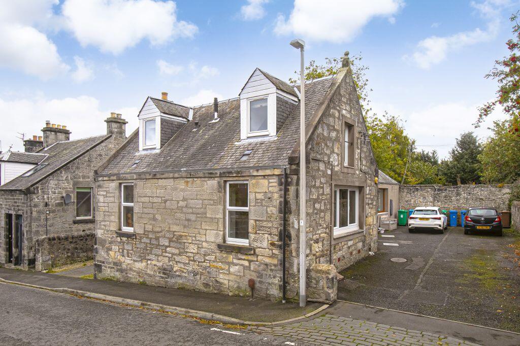 Main image of property: 4 Bannerman Street, Dunfermline, KY12 0LR