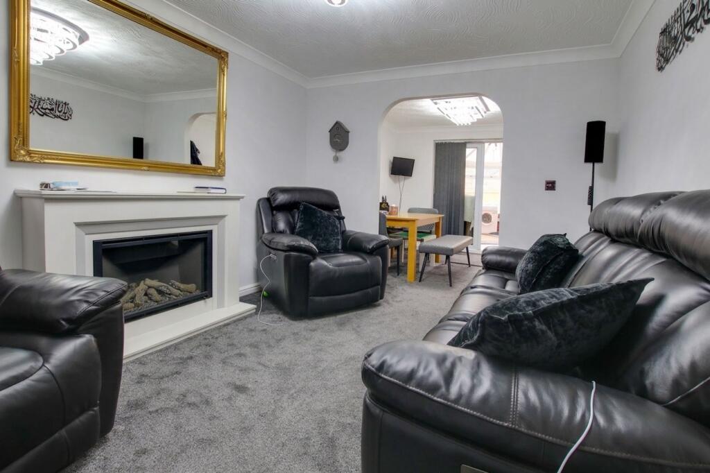 House in Leicester - View 2