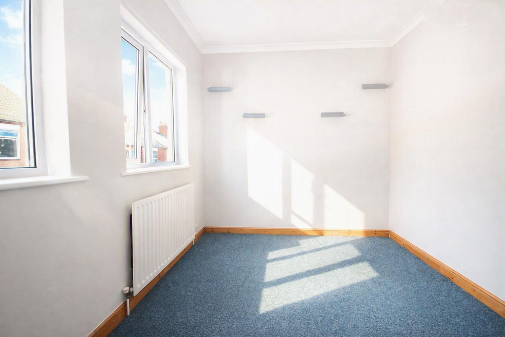 House in Wakefield, Micklefields, Glasshoughton - View 4