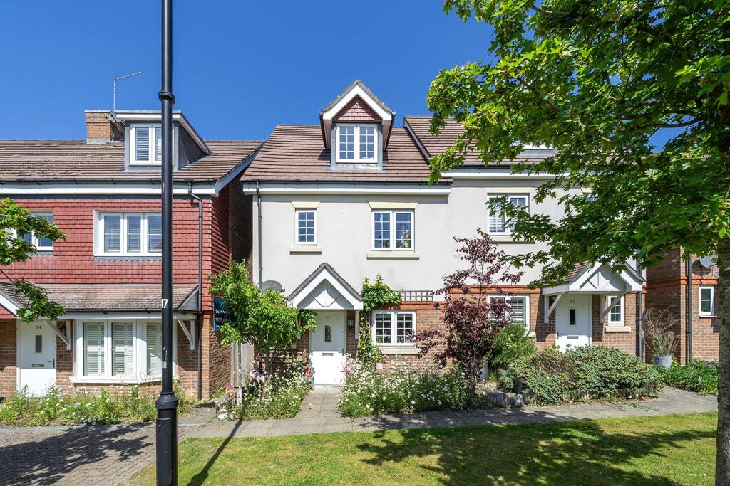 Main image of property: Brookwood Farm Drive, Knaphill, Woking, Surrey, GU21