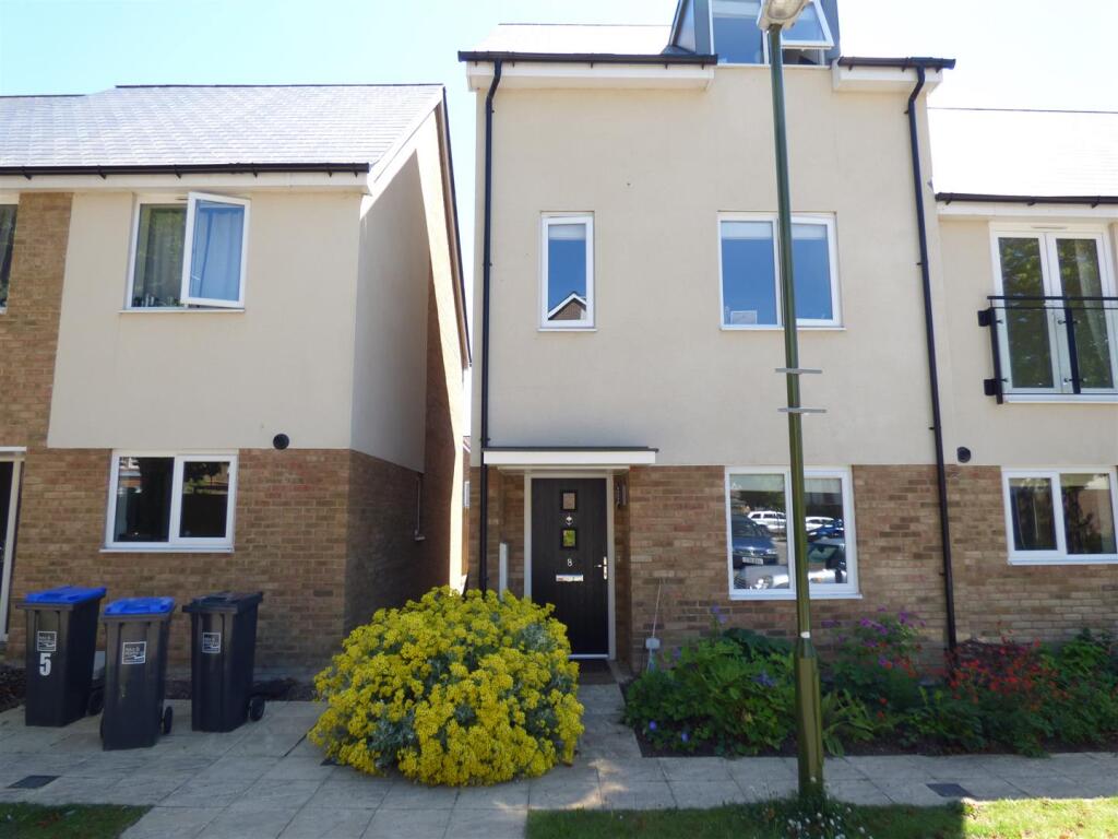 Main image of property: Coral Close, Shoreham by Sea