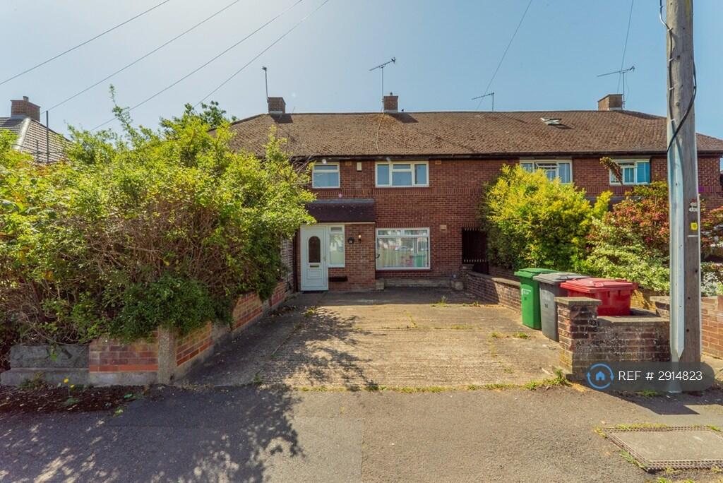 Main image of property: Phipps Road, Slough, SL1