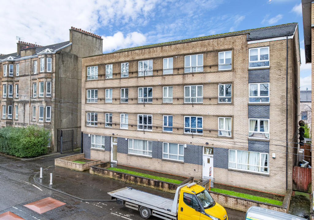 Main image of property: Flat 3/1, 367 Wellshot Road, Tollcross , Glasgow, G32