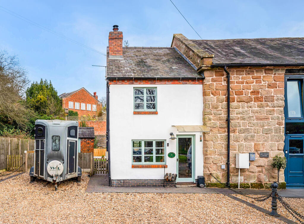 House in Bromsgrove, Tutnall and Cobley CP