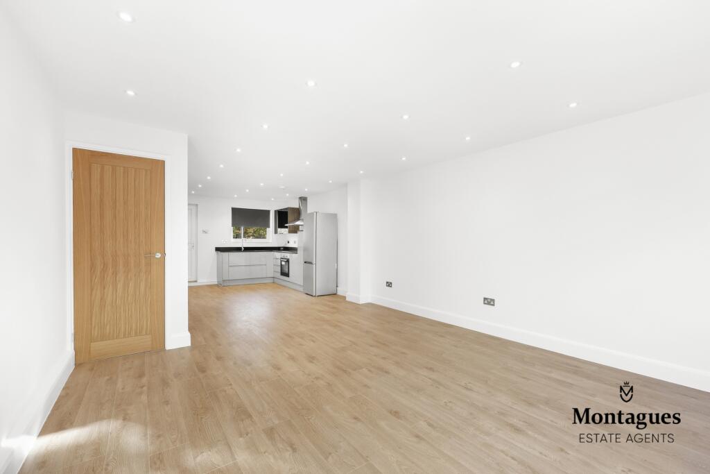Broadoaks, Epping, CM16 photo 3