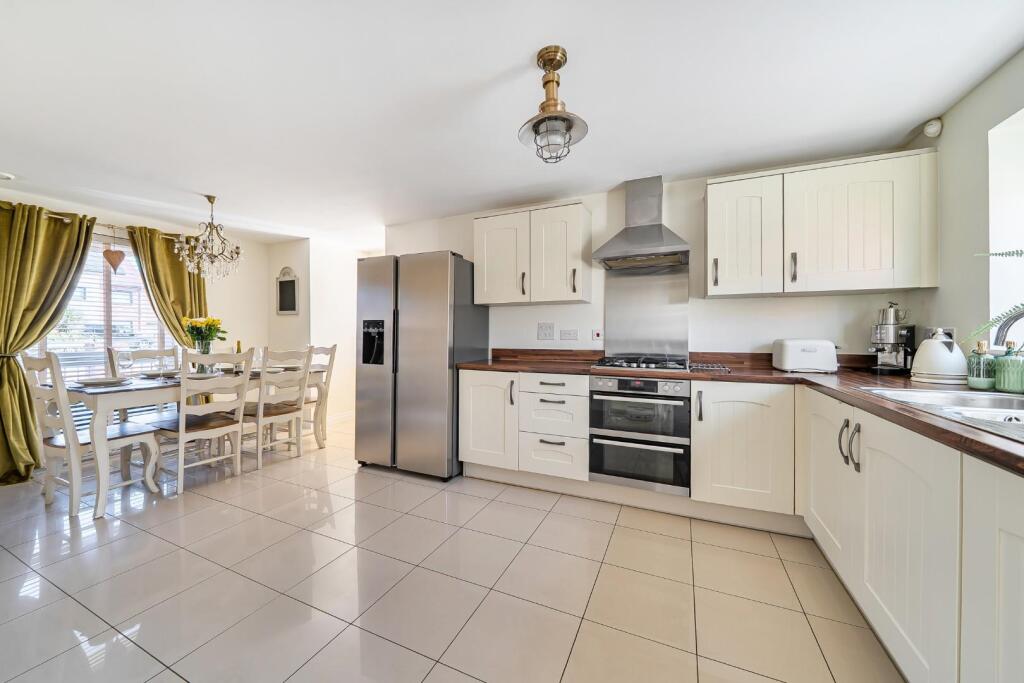House in Winchester, Old Park Farm, Newlands - View 4