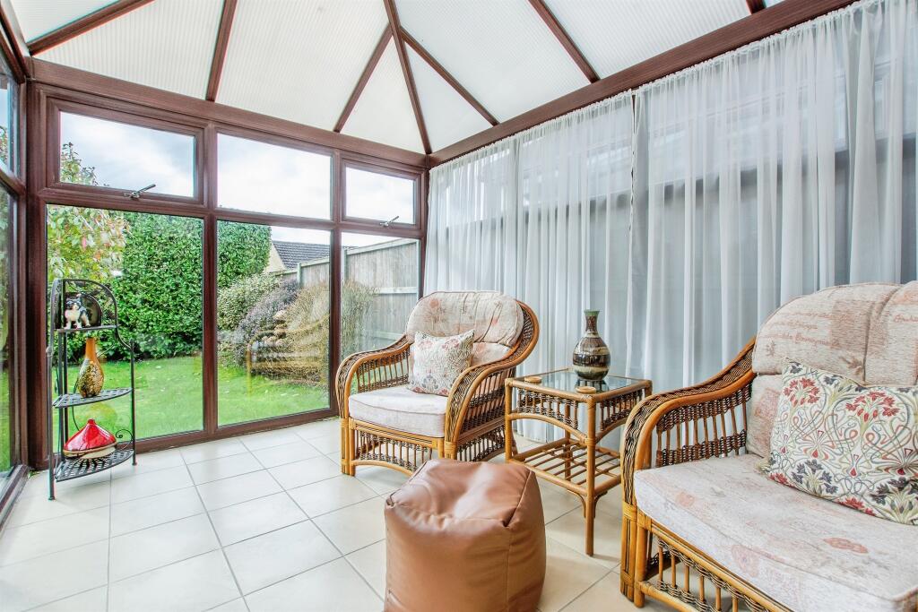 Kent Close, Sutton Bridge, Spalding photo 4