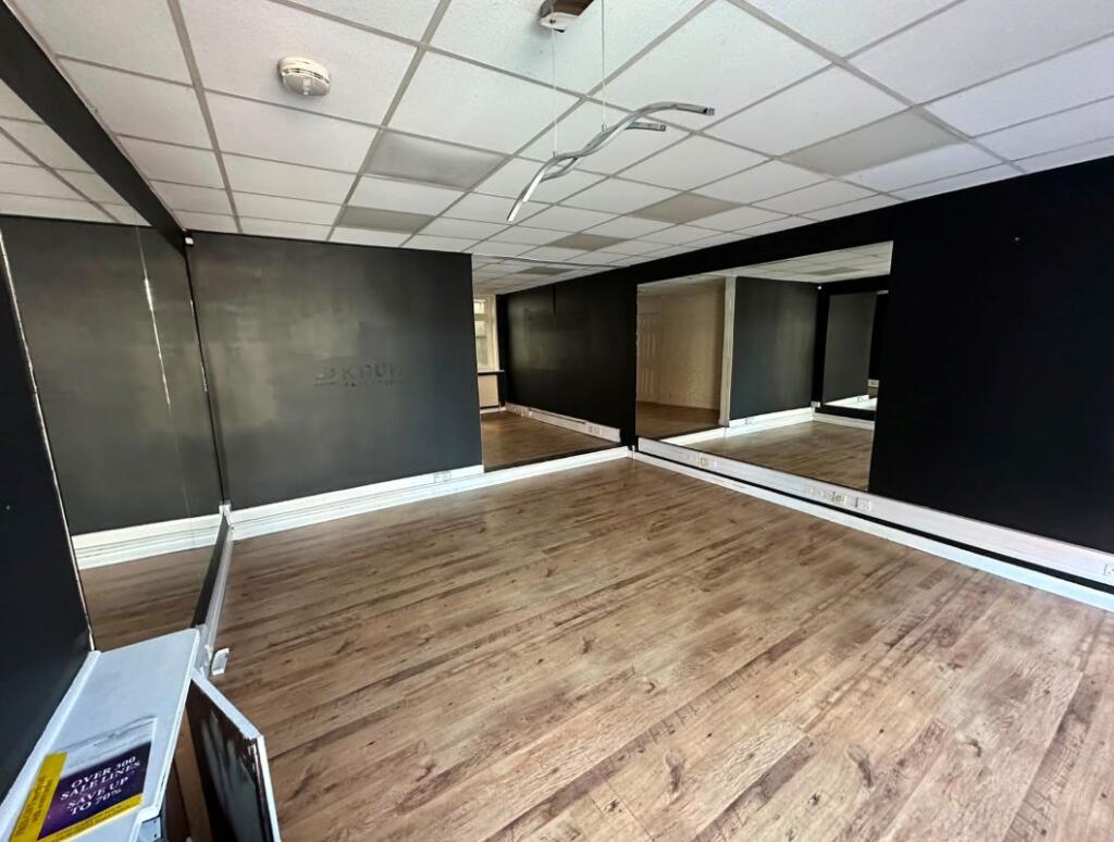 570 Woodborough Road, Nottingham, NG3 5FH - View 2