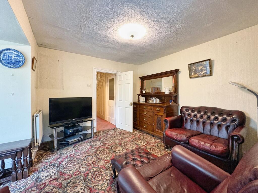 House in Skewen, Coedffranc - View 5