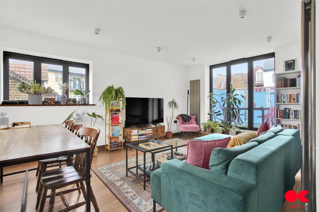 Main image of property: High Road Leyton, Leyton