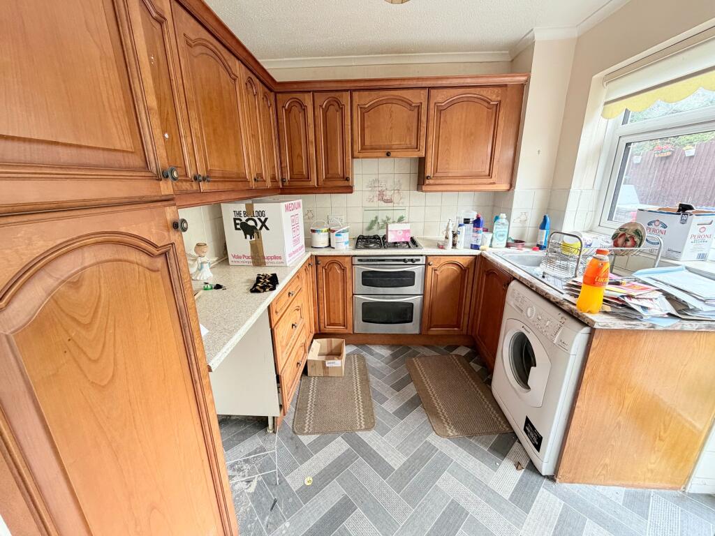 House in Aberdare, Aberaman North - View 3