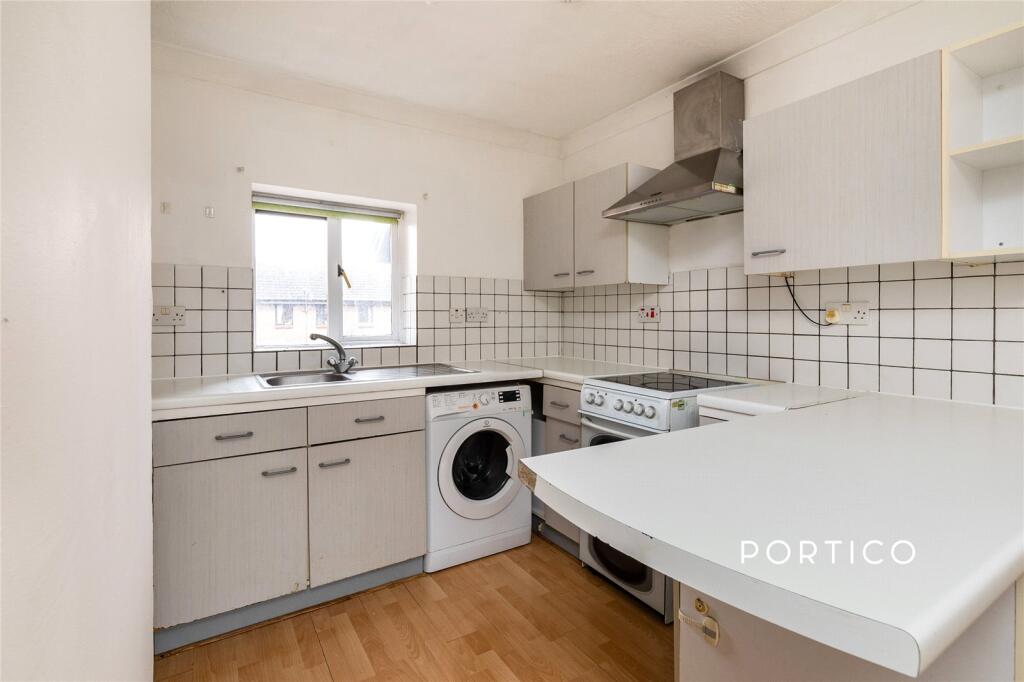 Main image of property: Hallywell Crescent, London, E6