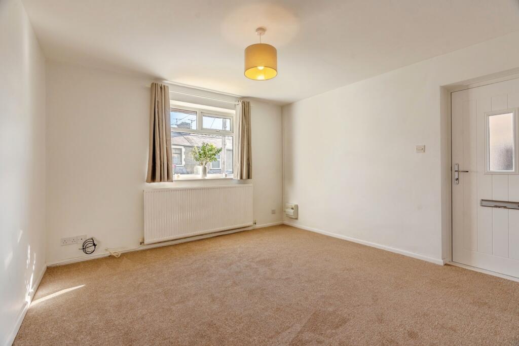 House in Burnley, Lancashire - View 3