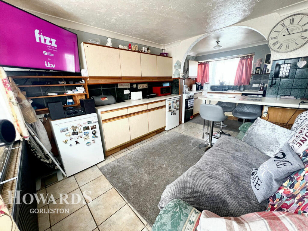 Da Volls Court, Gorleston photo 2