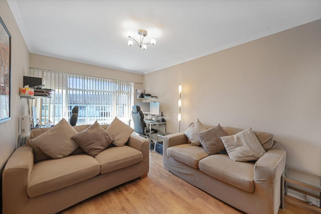 Apartment in London - View 3