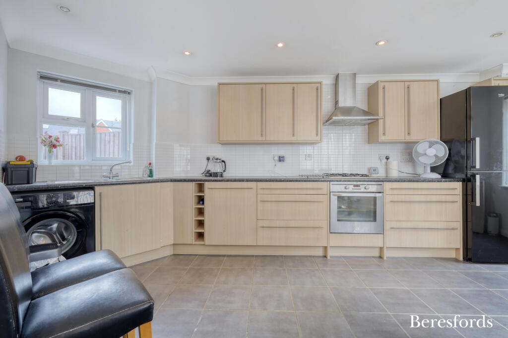 Norton Place, Billericay, CM11 photo 4