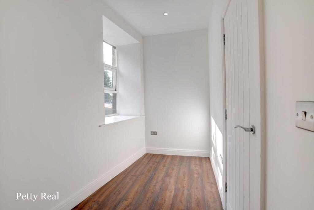 Additional image 15 of Canalside Loft, Burnley