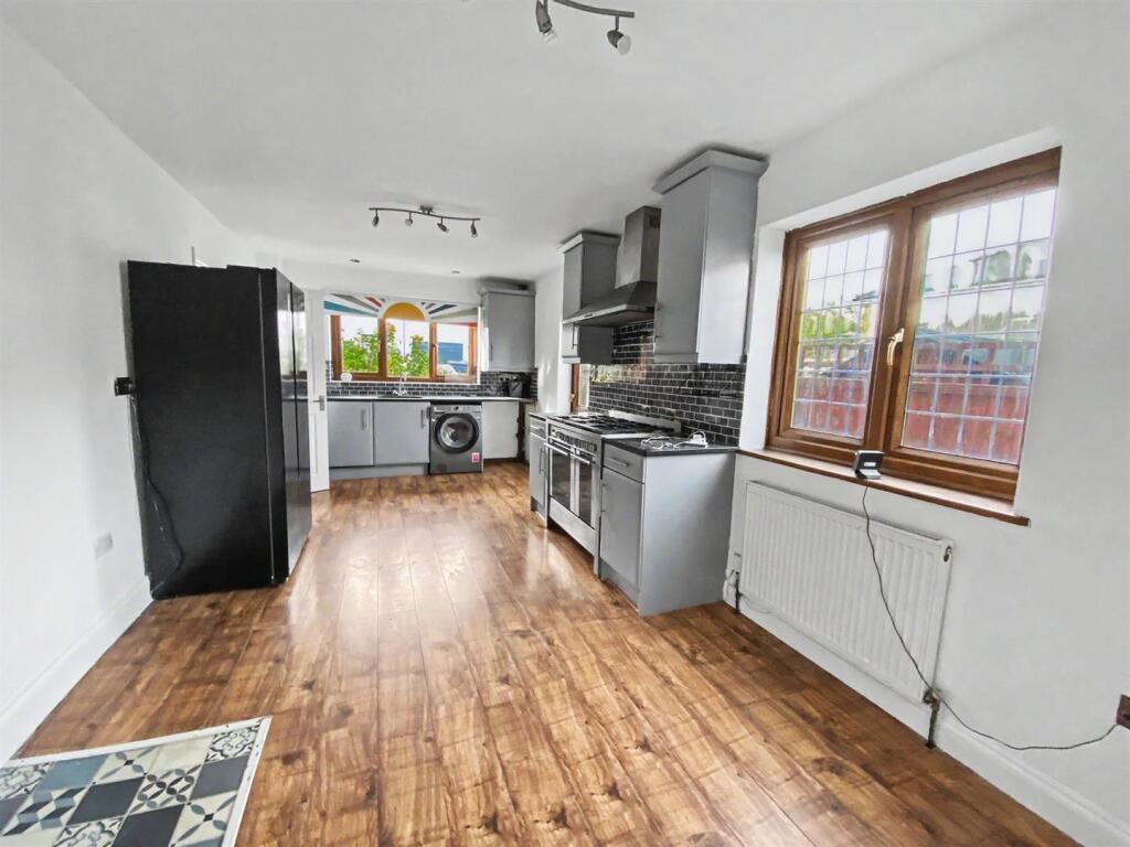 House in Chelmsford - More