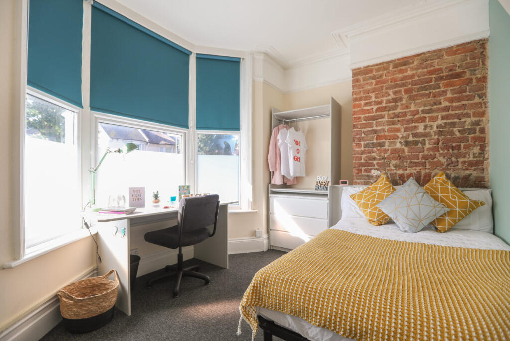 House in Brighton - View 5
