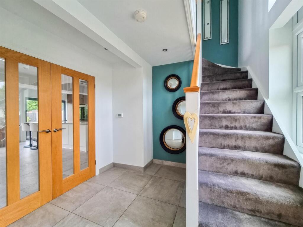 House in Southend-on-Sea - View 5