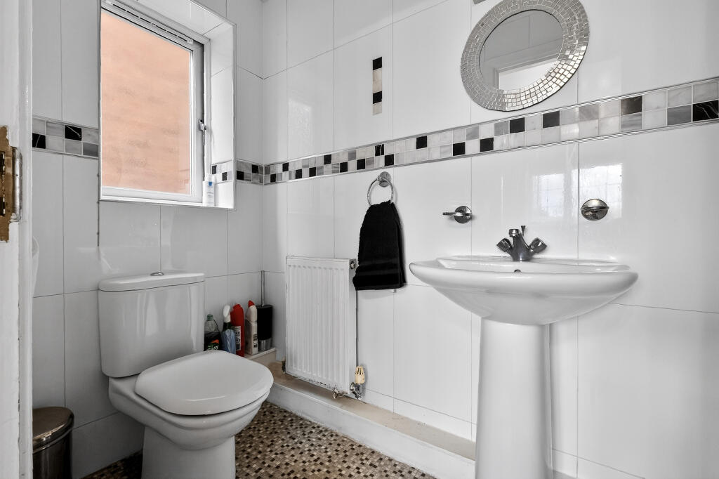 Additional image 25 of Wall Close, Smethwick, B67