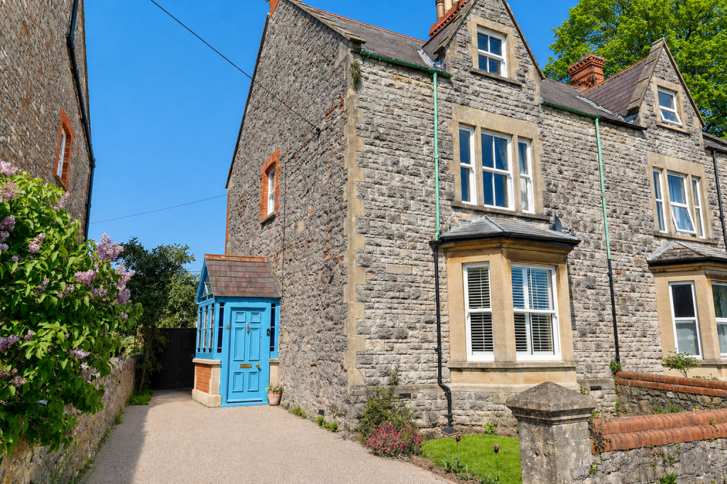 Main image of property: Close to the centre of Wells