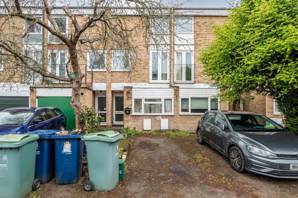 Main image of property: Cutteslowe, North Oxford, OX2