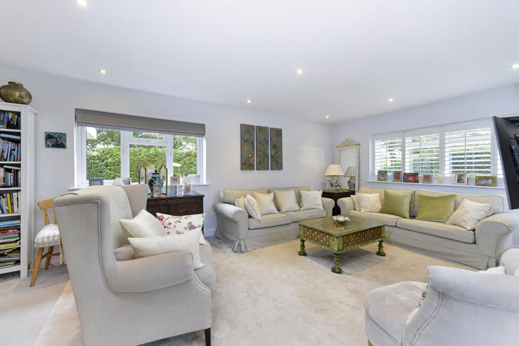 Summers Road, Godalming photo 3