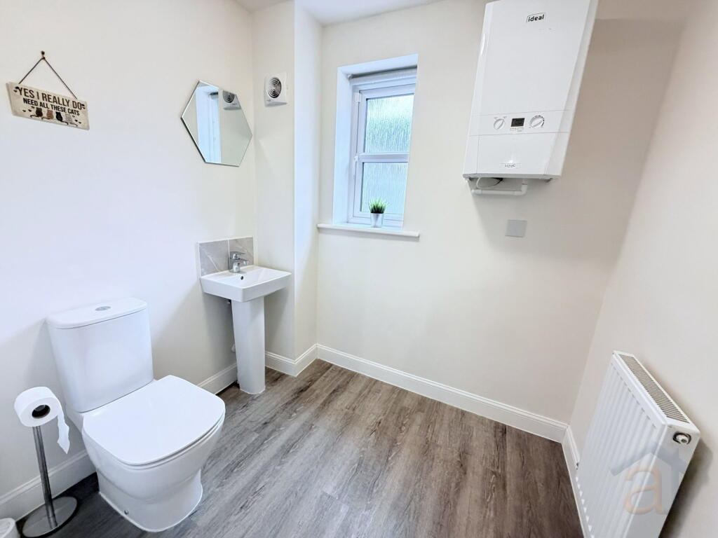 House in Sefton, Liverpool City Region - More