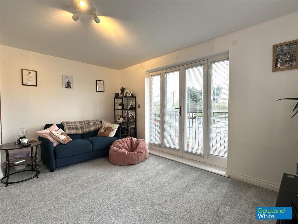 Orchard Mews, Eaglescliffe TS16 0PQ photo 3