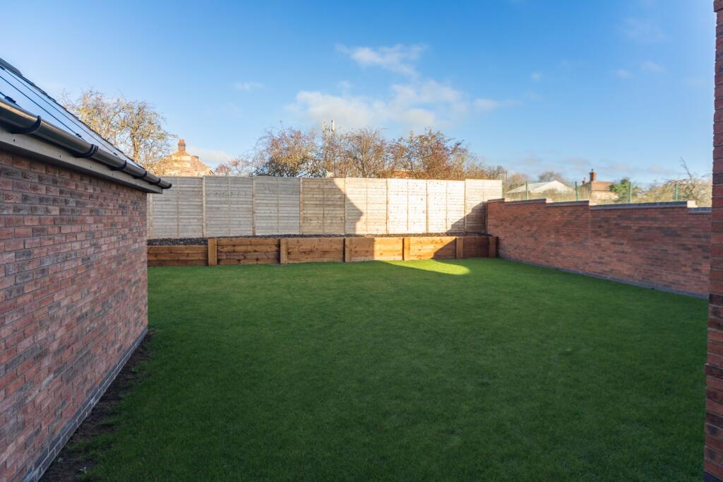 Lime Gardens, Sutton Bonnington, LE12 photo 3
