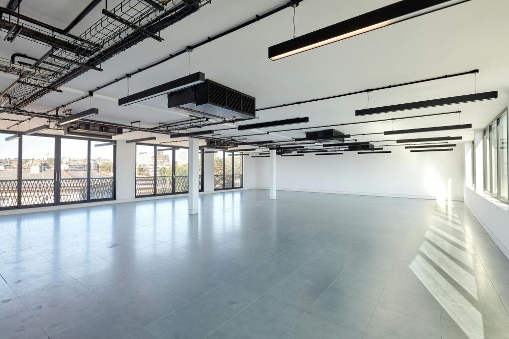 The Brewery Building, 55-61 Brewery Road - internal