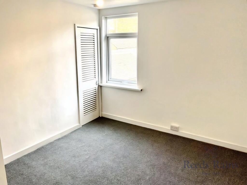 House in Stoke-on-Trent - View 5