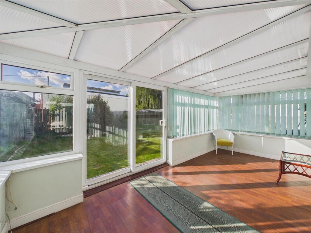 House in North Devon, Saunton Park, Braunton - View 5