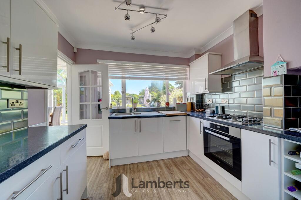 Additional image 4 of Birmingham Road, Mappleborough Green, B80