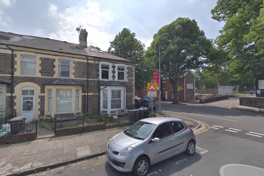 4-bed flat on 4, Llantwit Street, £475,000