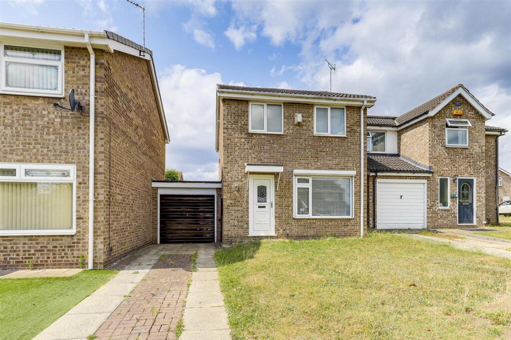 Main image of property: Wensleydale Close, Nottingham, NG8