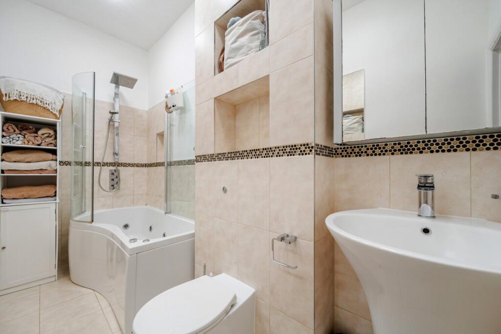 Ritherdon Road, Balham, London, SW17 photo 4