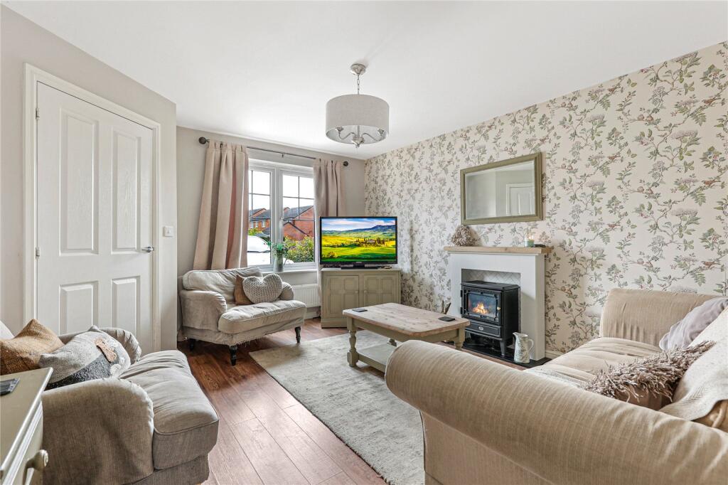 House in Stockton-on-Tees - More